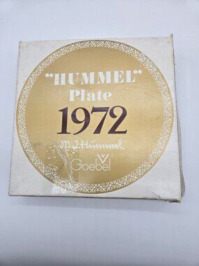 1972 M.J. Hummel Goebel 2nd Annual Plate Hand Painted Porcelain West Germany 7.5